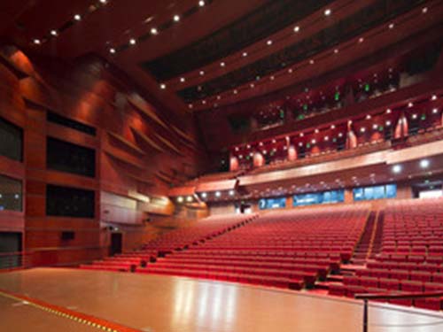 電影院做隔音應(yīng)該怎么做？有哪些注意事項？